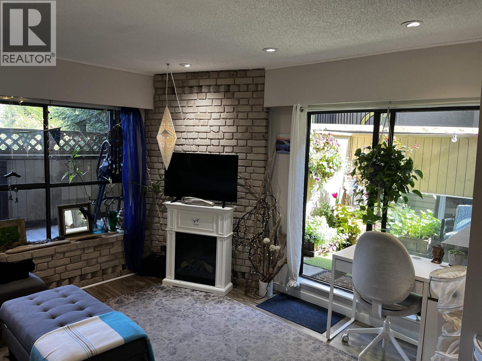 102 2234 PRINCE ALBERT STREET Property Photo 1
