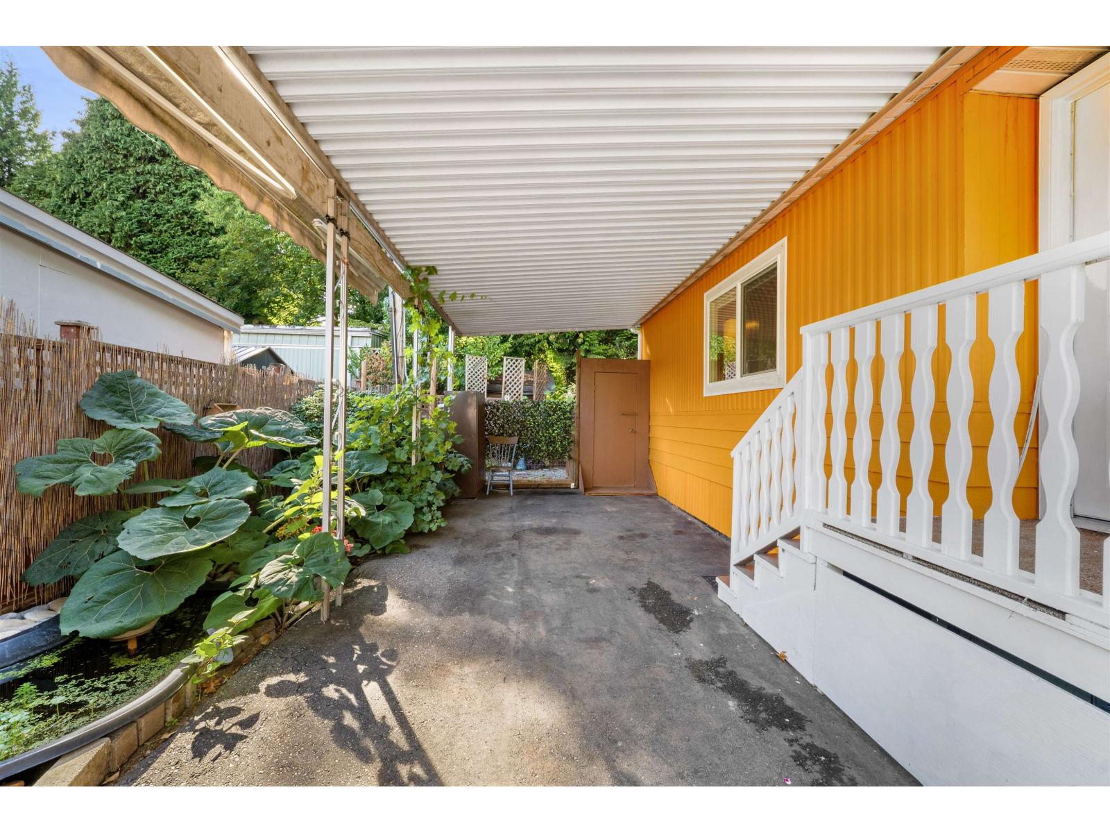 3 6280 King George Boulevard Property Photo 12