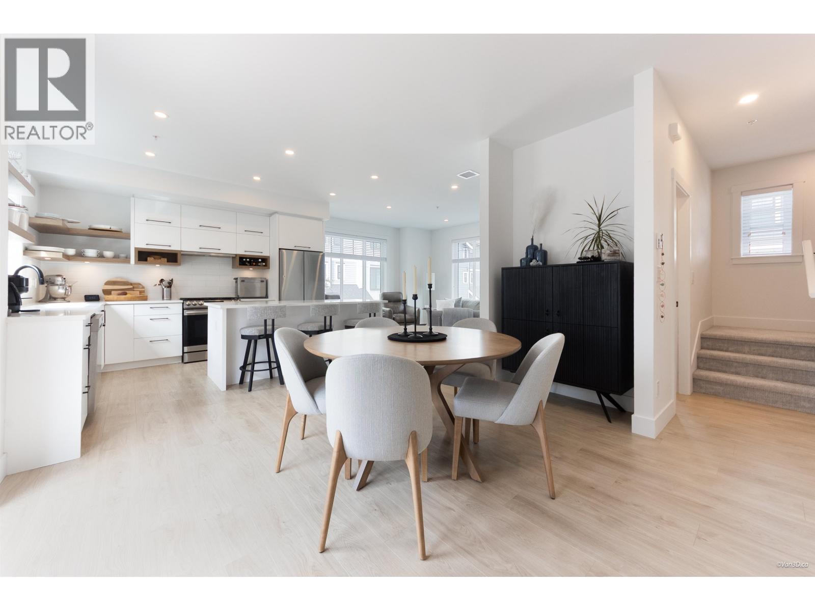 23 12018 237 Street Property Photo 11