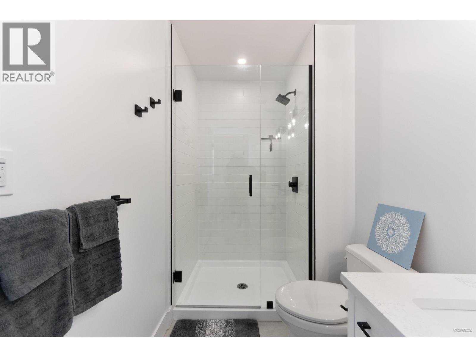 23 12018 237 Street Property Photo 16