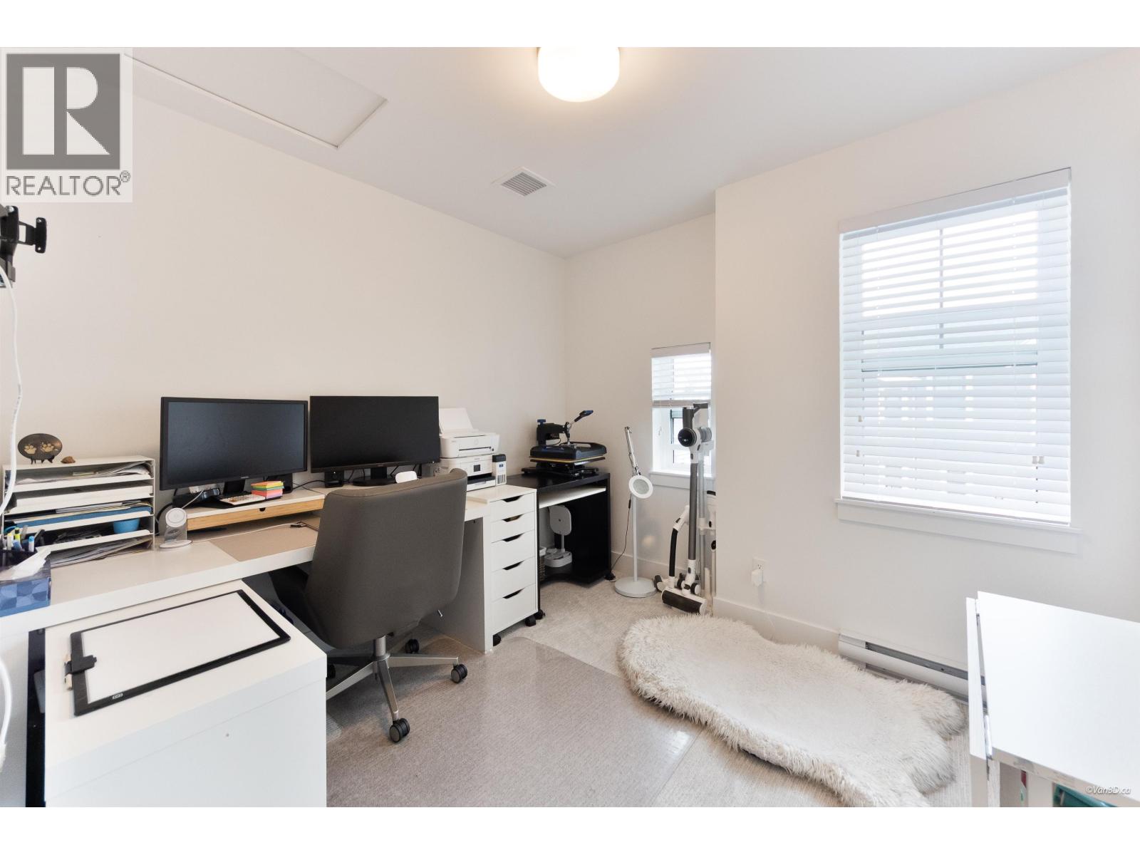 23 12018 237 Street Property Photo 17