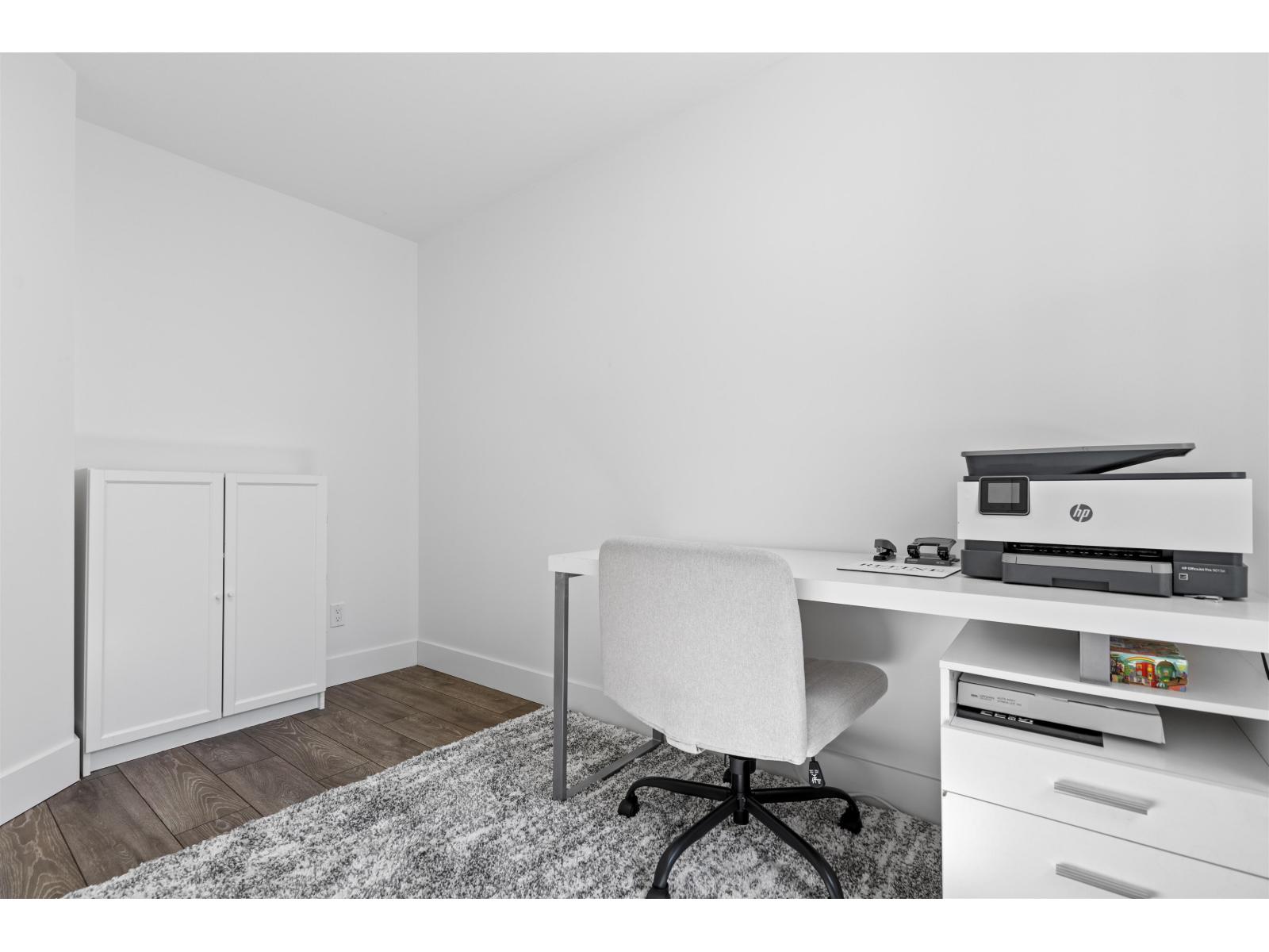 12 19433 68 Avenue Property Photo 24