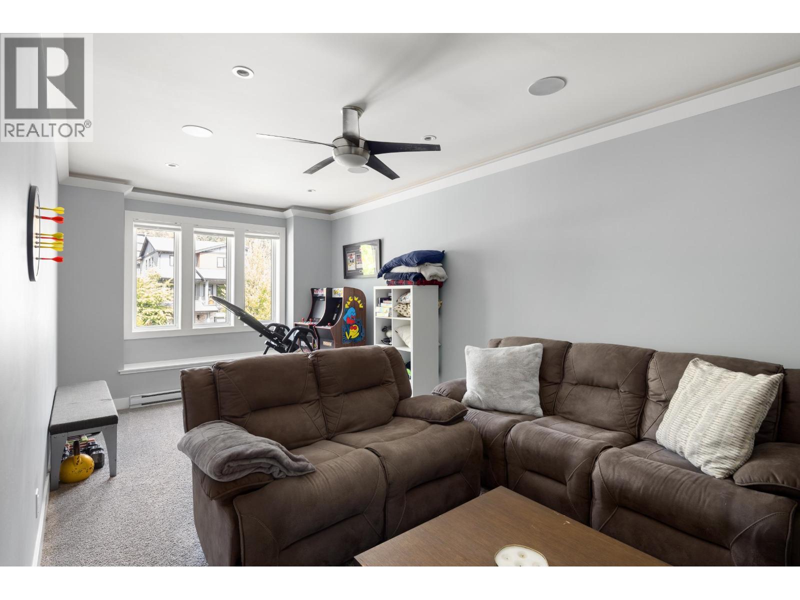 40257 Aristotle Drive Property Photo 14