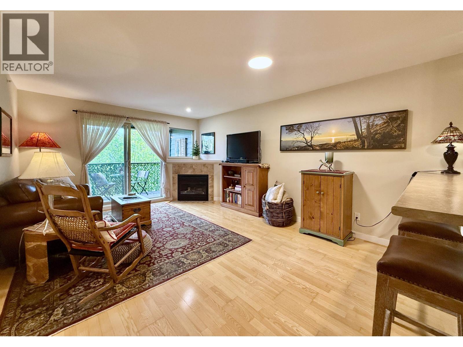 404 5631 INLET AVENUE Property Photo 1
