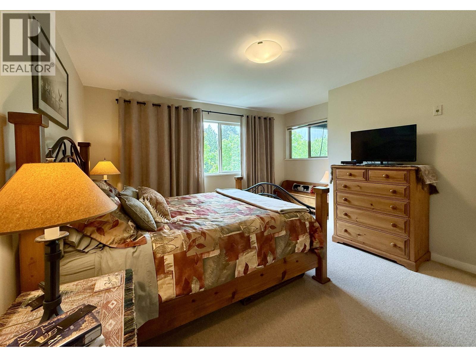 404 5631 Inlet Avenue Property Photo 15