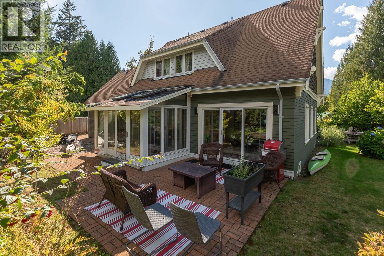 40235 KINTYRE DRIVE