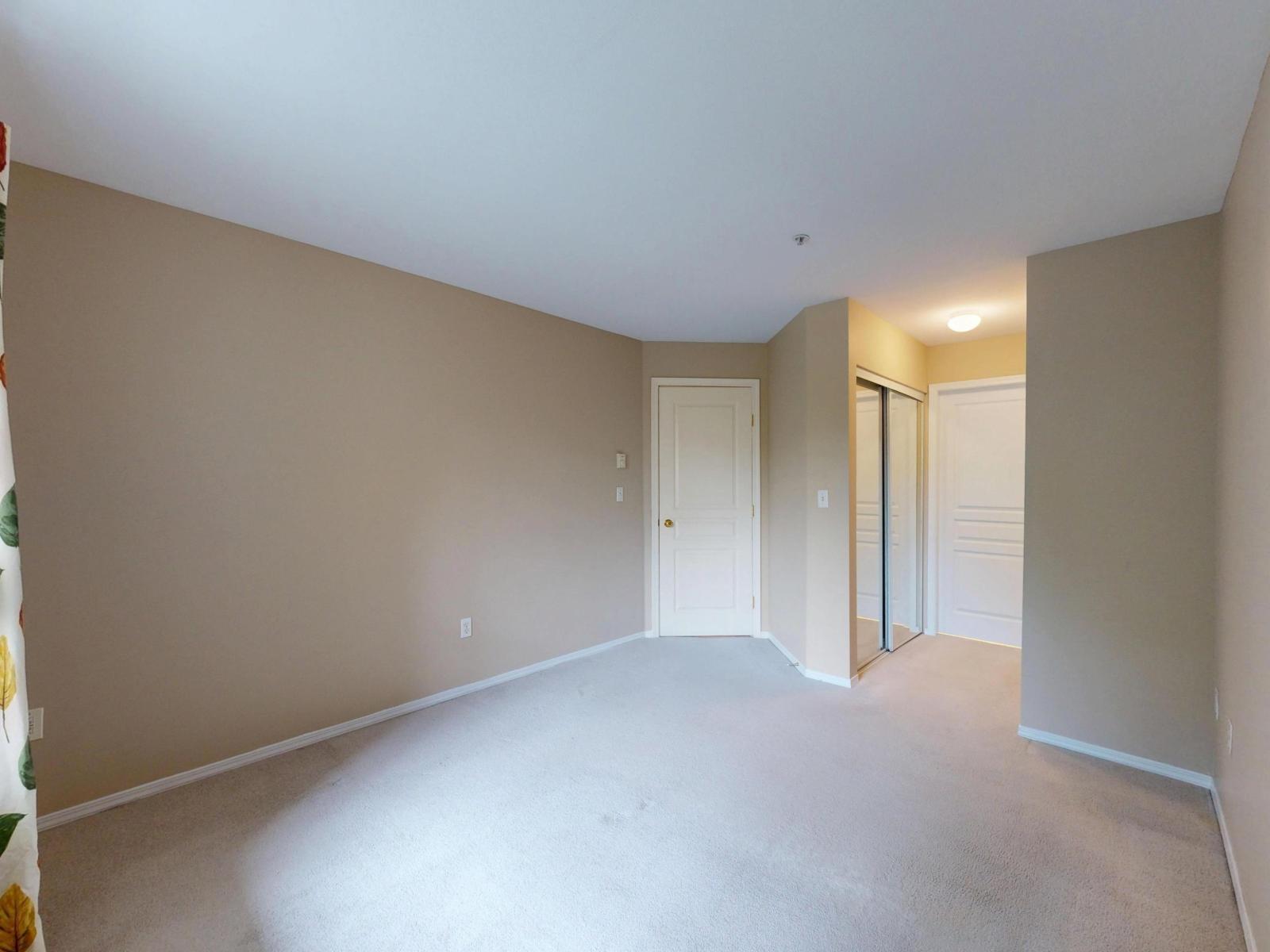 316 9979 140th Street Property Photo 16