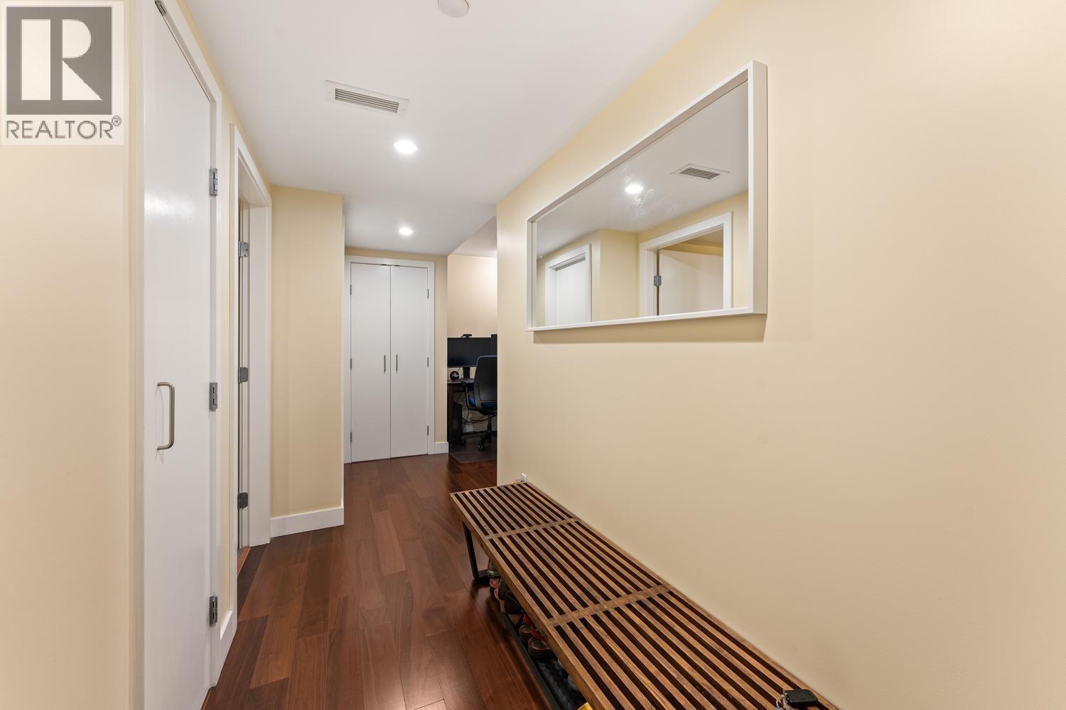 431 3228 Tupper Street Property Photo 4