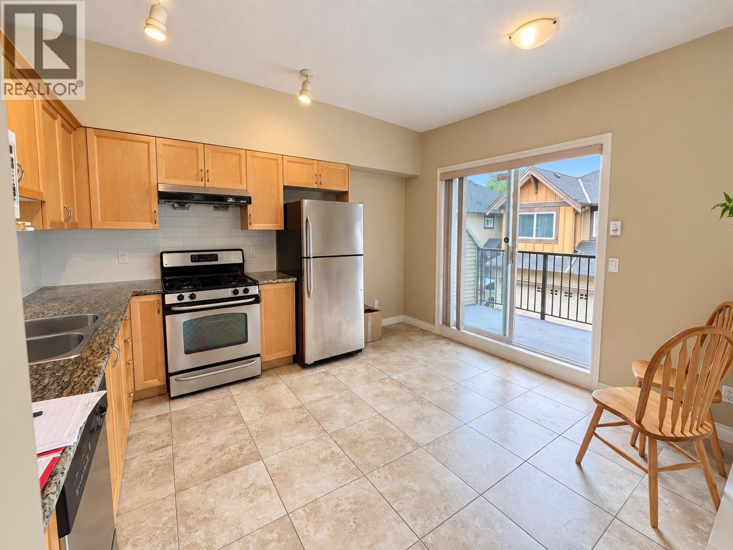26 11511 Steveston Highway Property Photo 6