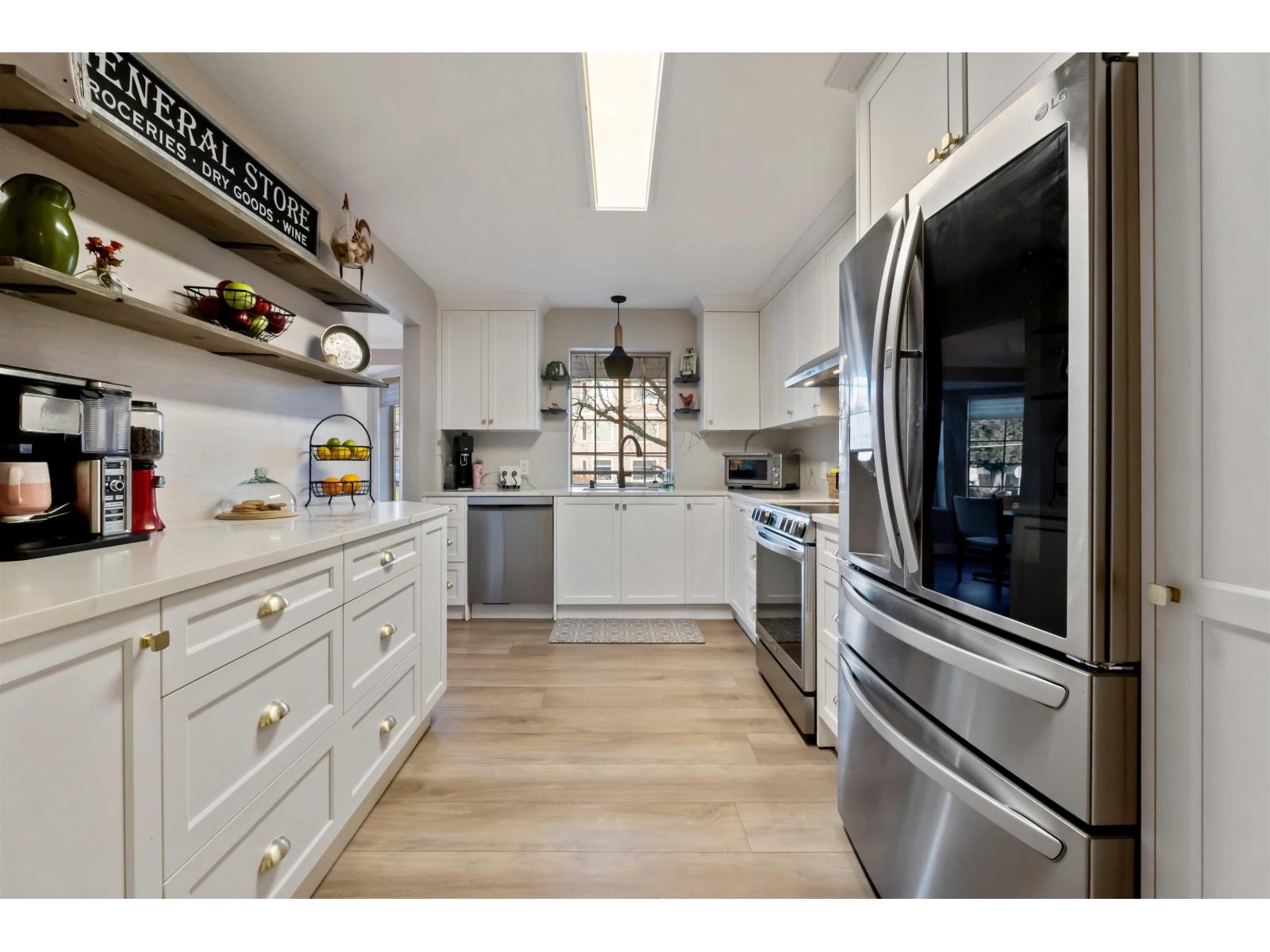 202 1488 Merklin Street Property Photo 1