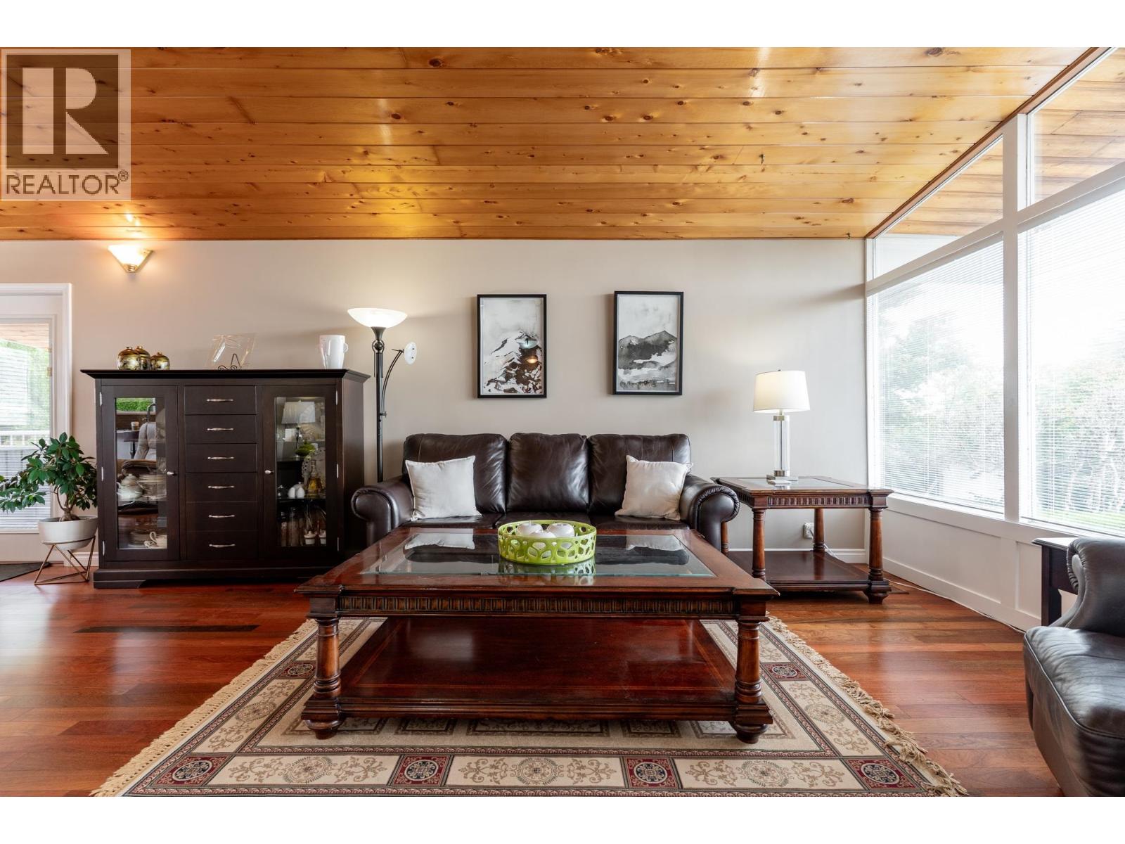 1119 Hammond Avenue Property Photo 12