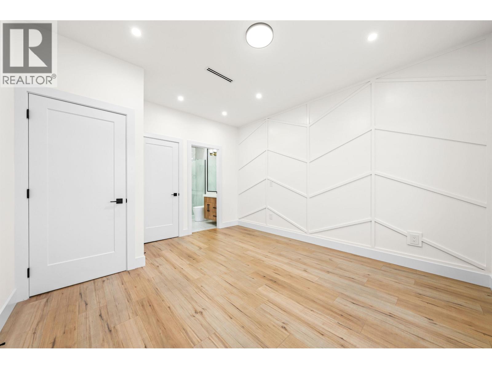 7633 Rosewood Street Property Photo 15