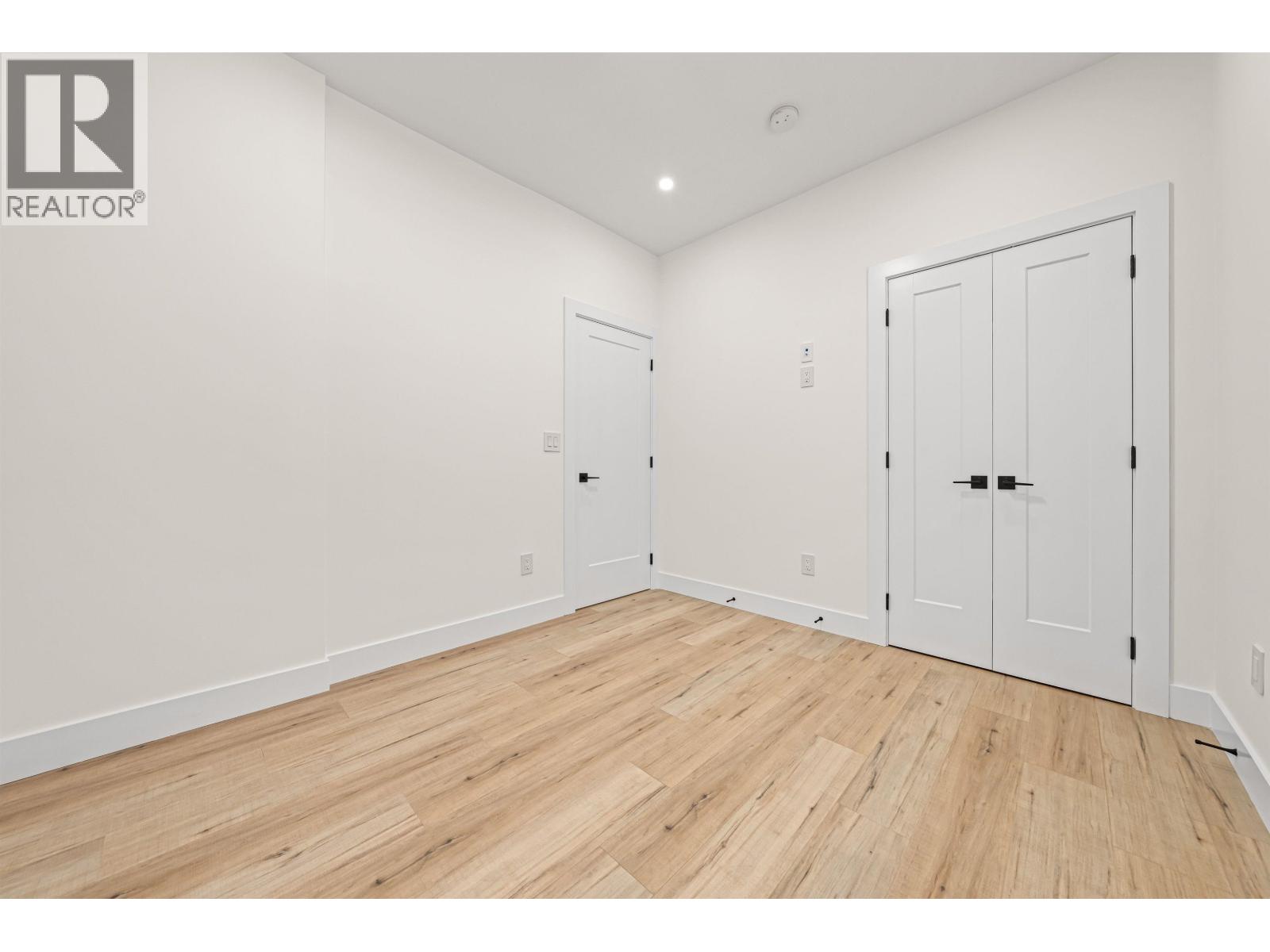 7633 Rosewood Street Property Photo 21