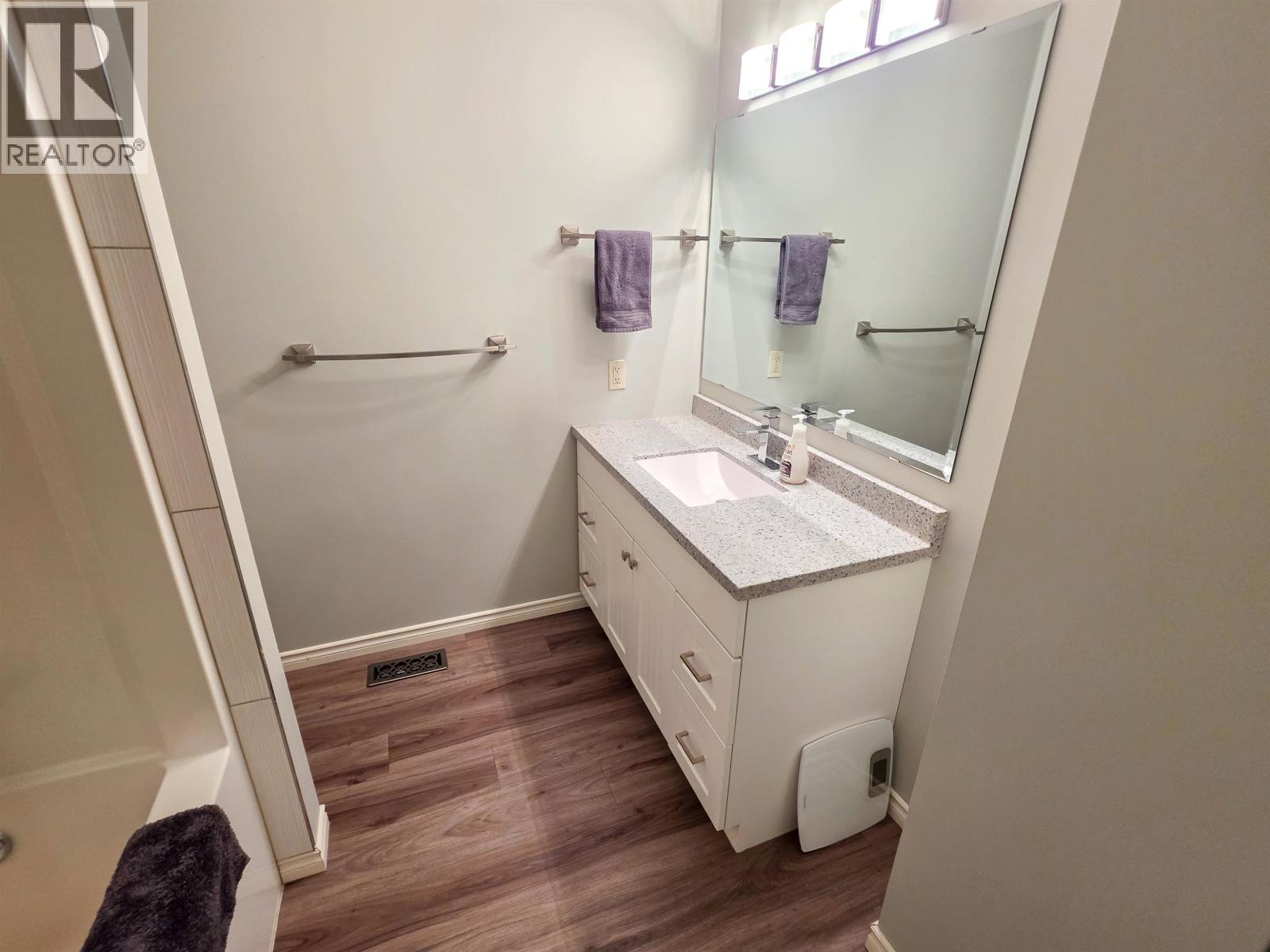 472 Fiege Road Property Photo 8