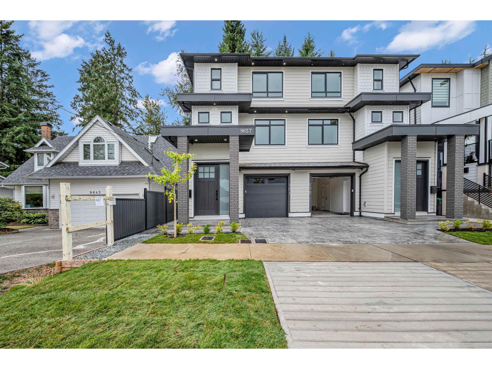 9657 161a Street Property Photo 3
