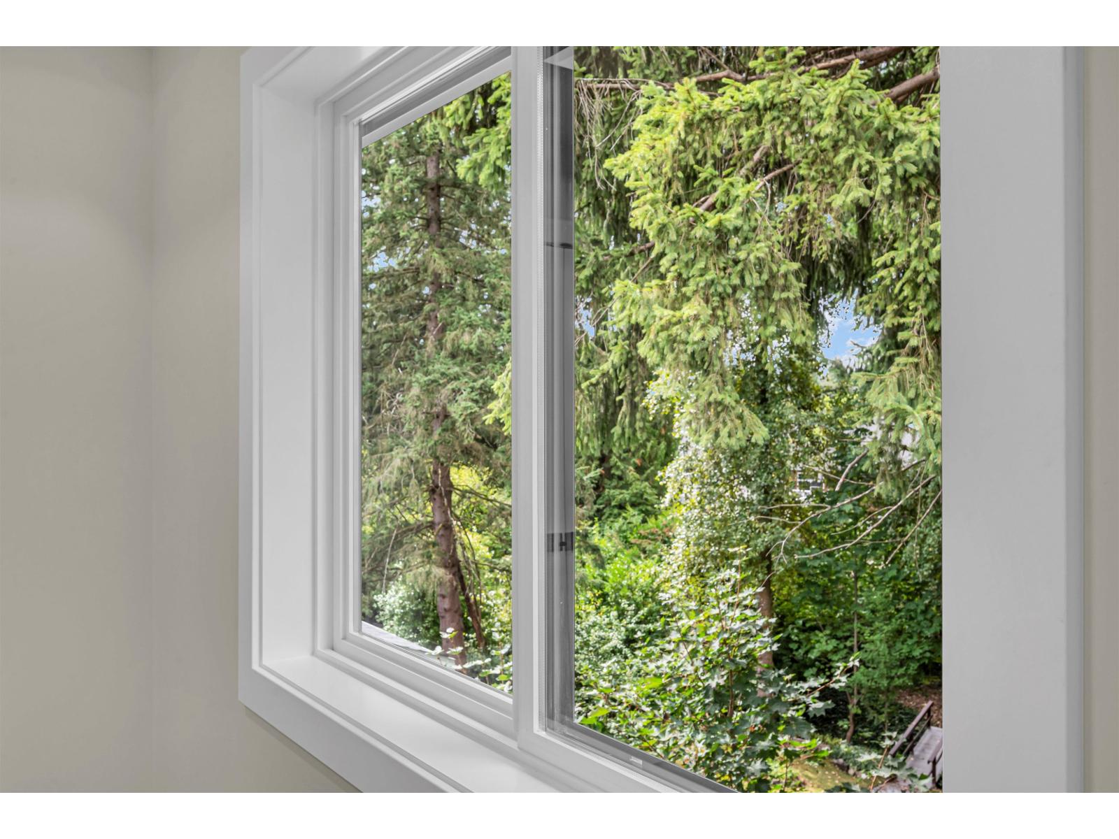 9657 161a Street Property Photo 7