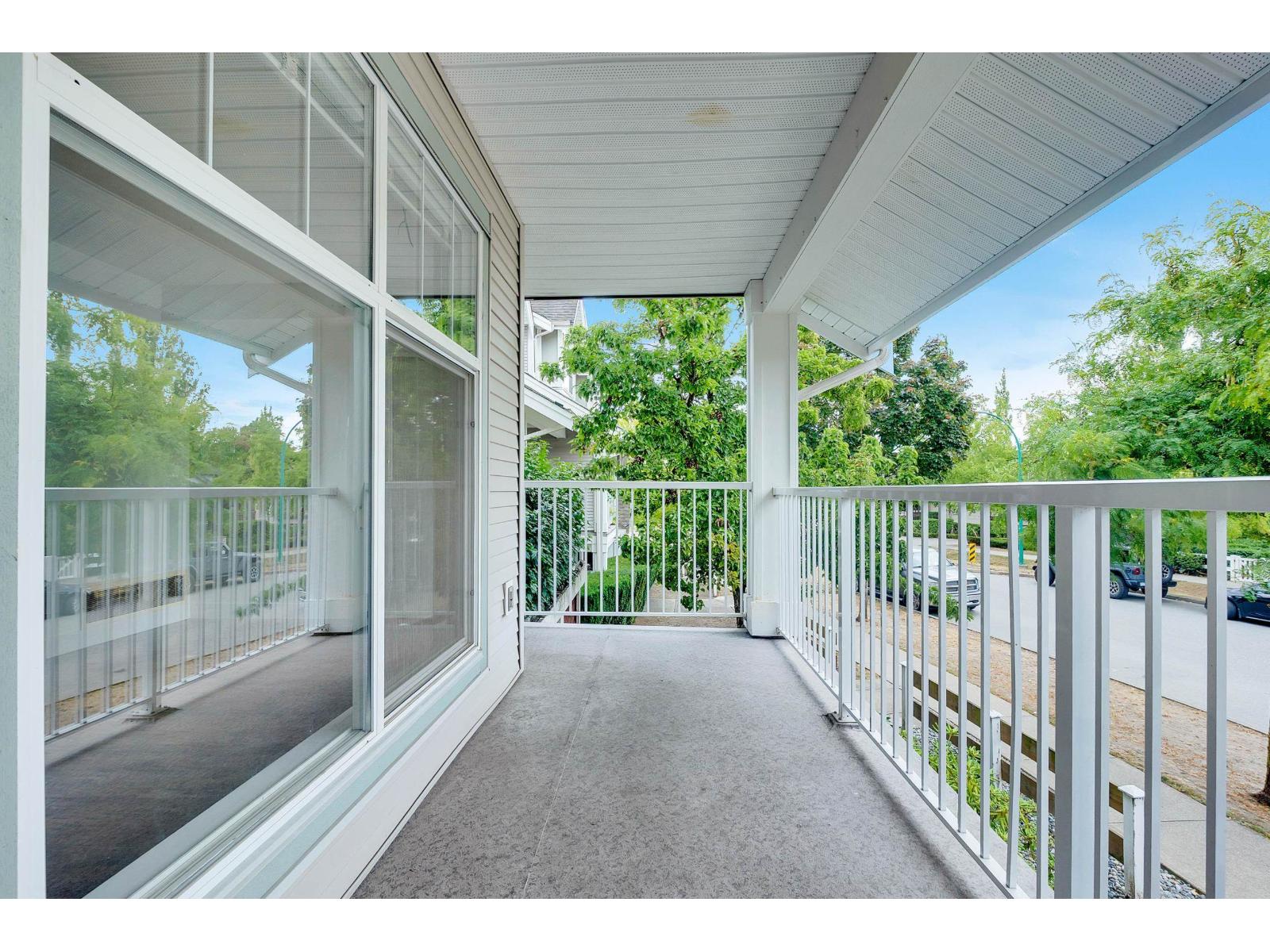 11 6555 192a Street Property Photo 30