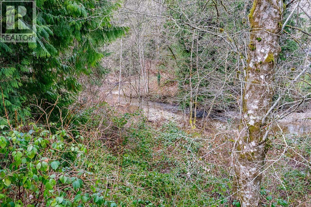 12041 256th Street Property Photo 27