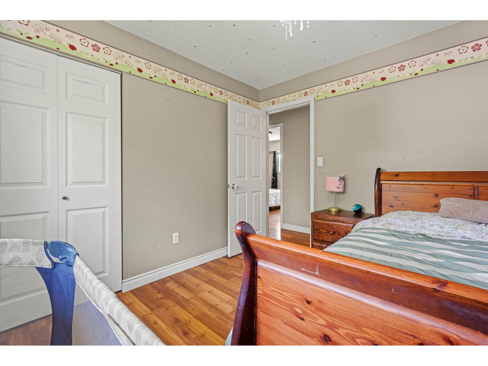 450 Wardle Street Property Photo 18