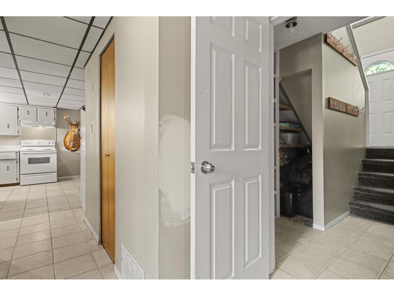 450 Wardle Street Property Photo 24
