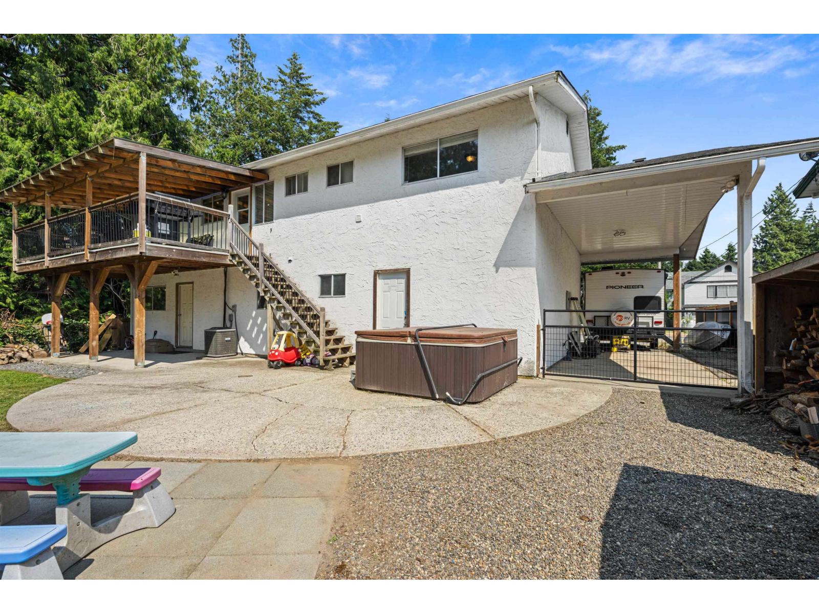 450 Wardle Street Property Photo 36