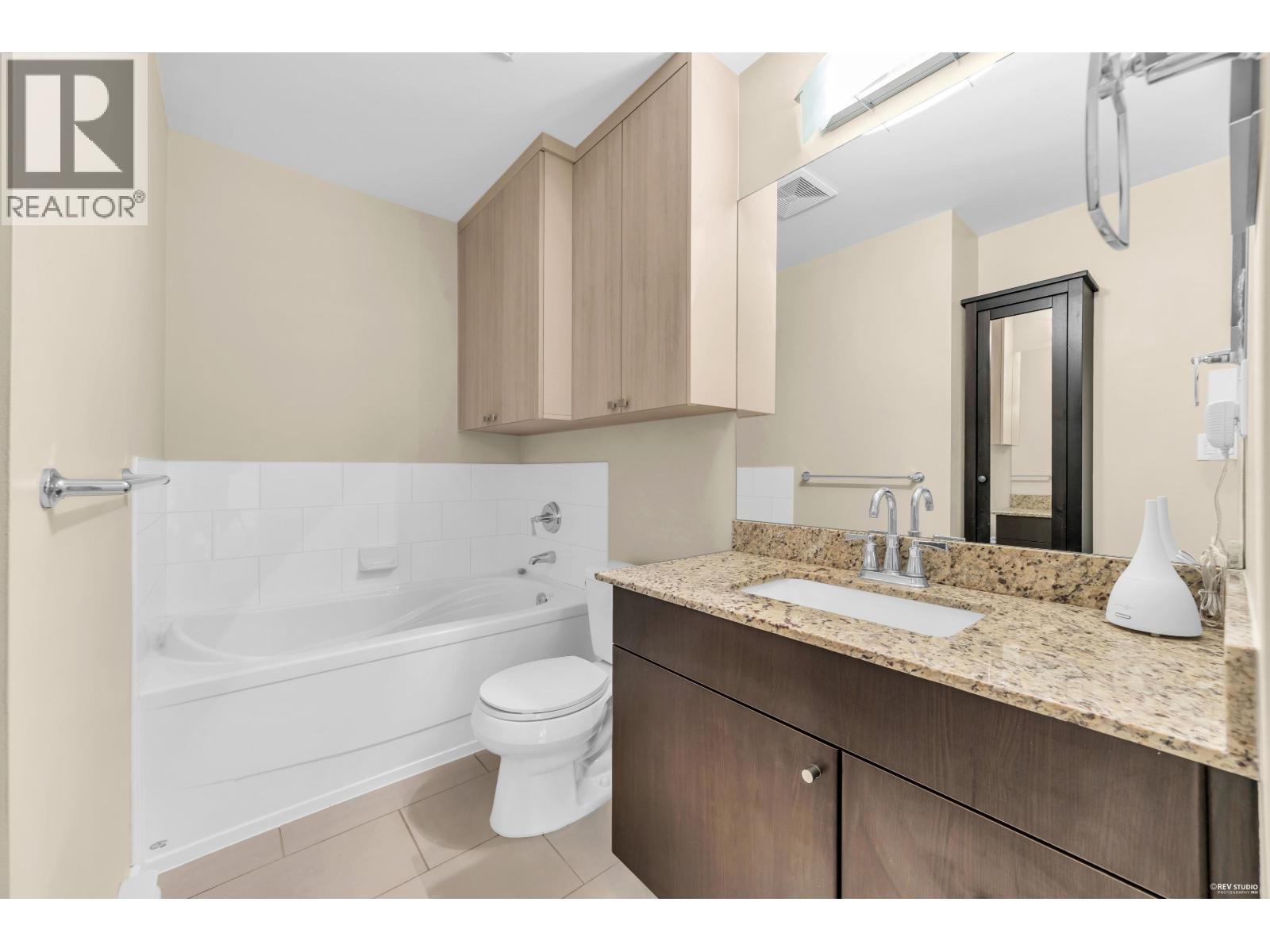 402 265 Ross Drive Property Photo 15