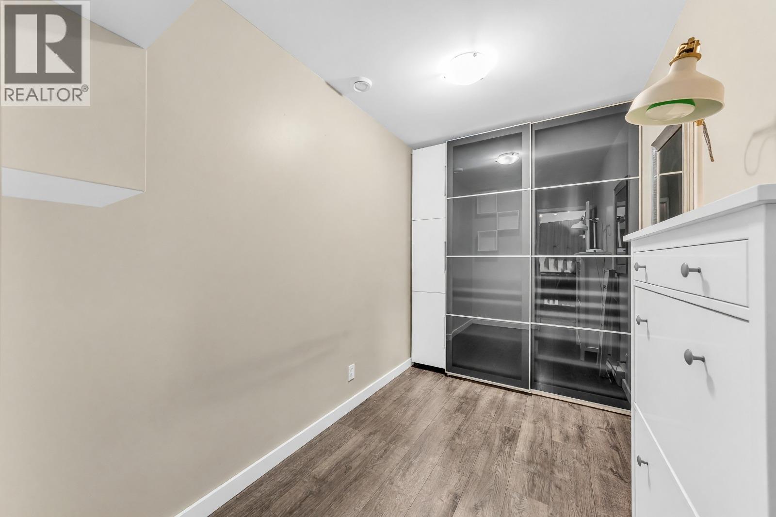 402 265 Ross Drive Property Photo 17
