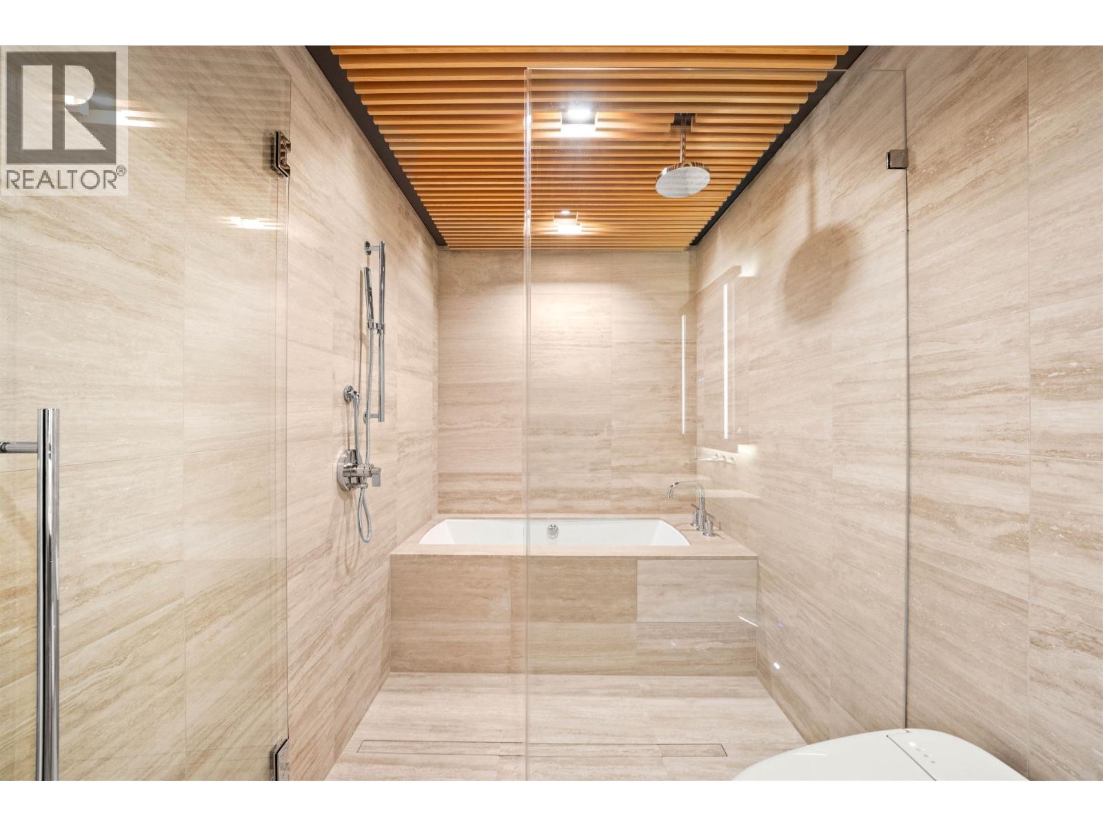 601 1568 Alberni Street Property Photo 5