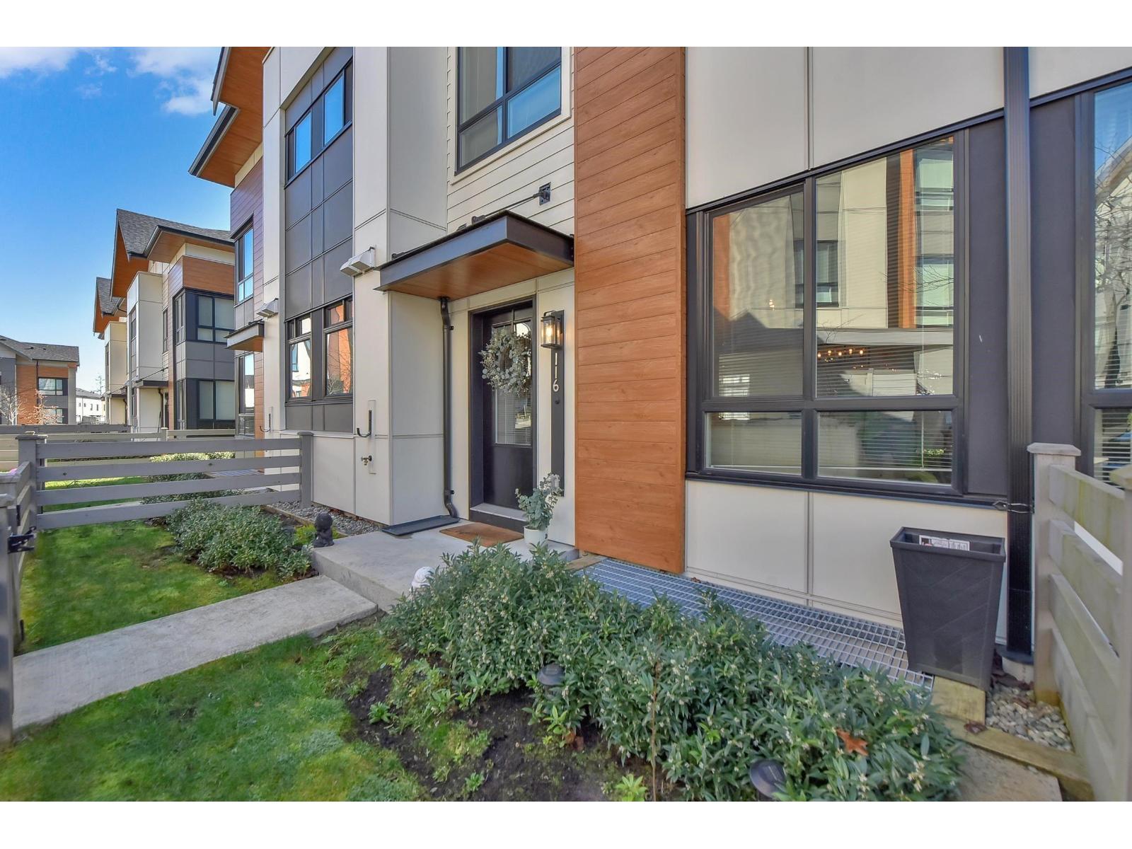 116 15111 Edmund Drive Property Photo 1