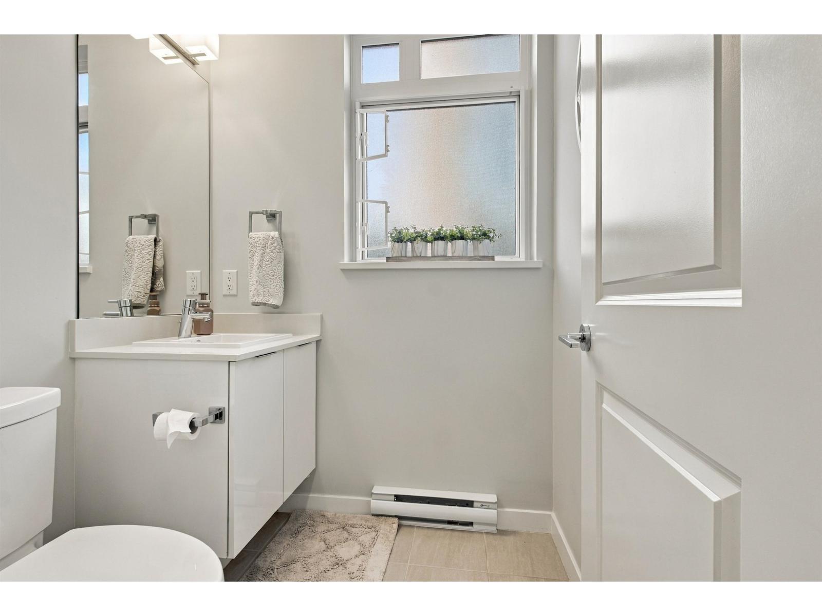116 15111 Edmund Drive Property Photo 10