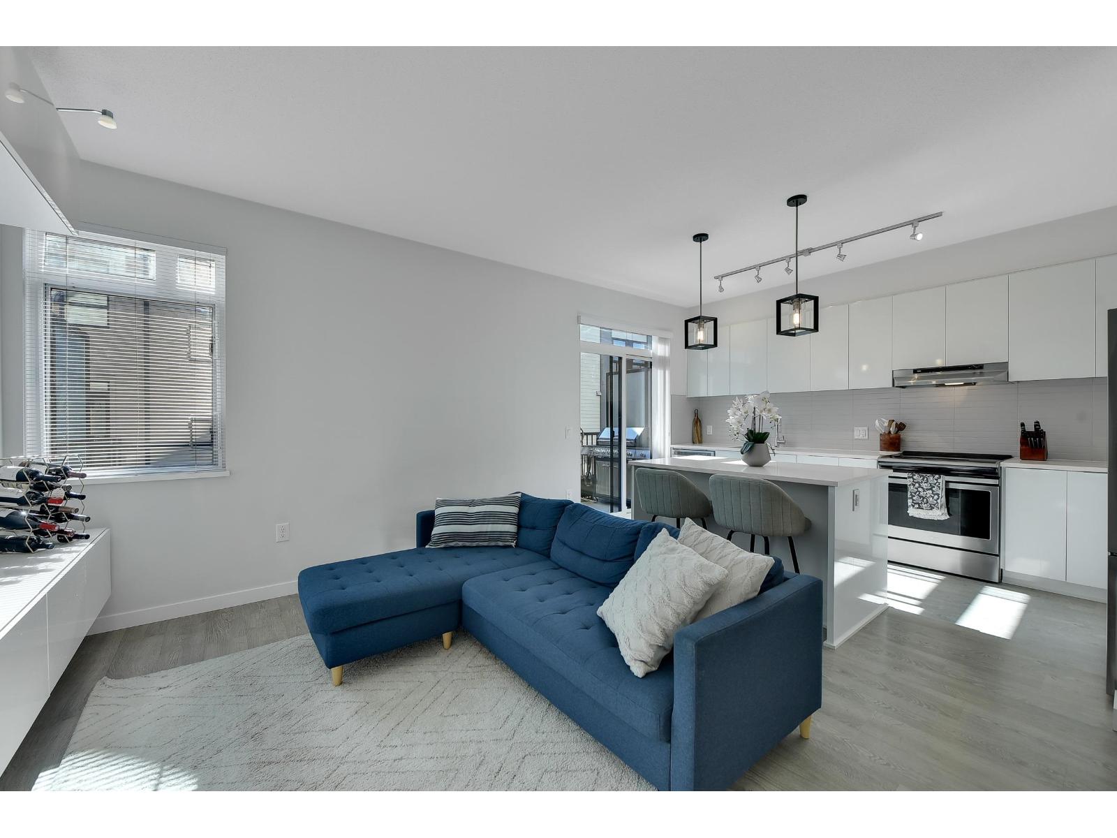 116 15111 Edmund Drive Property Photo 17