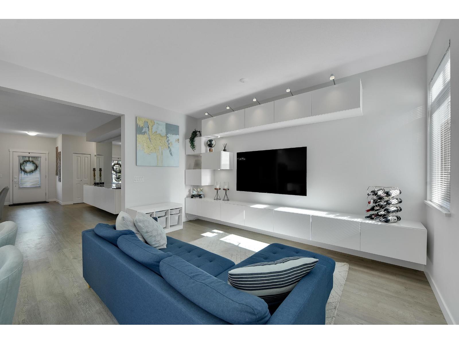 116 15111 Edmund Drive Property Photo 18