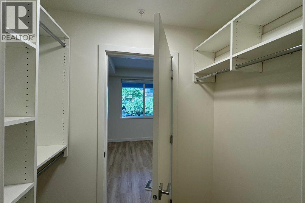11913 Burnett Street Property Photo 4