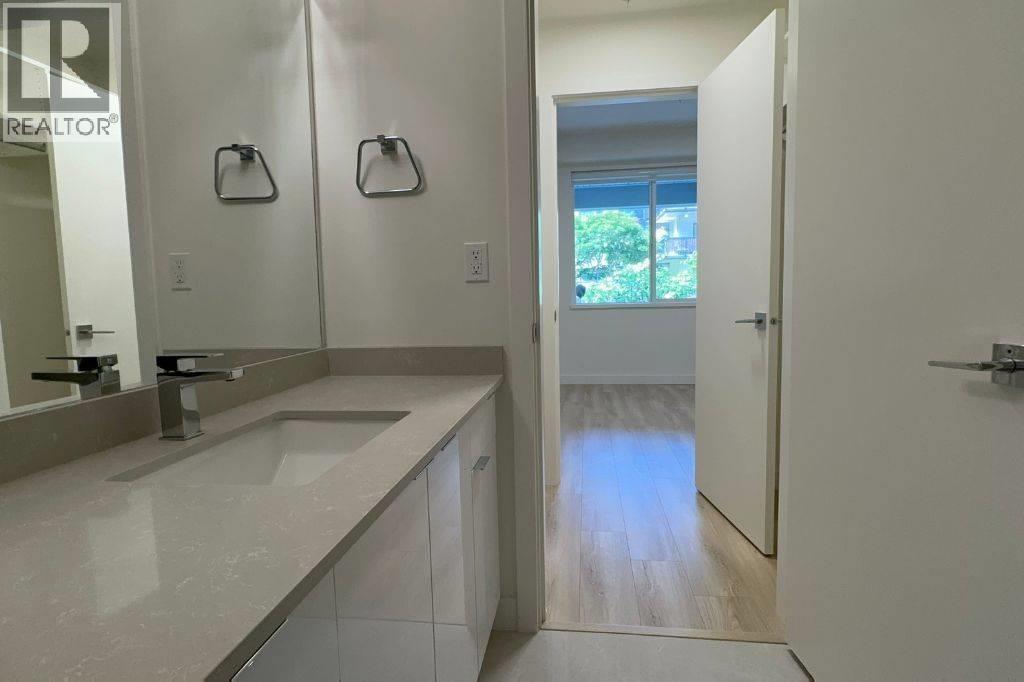 11913 Burnett Street Property Photo 6
