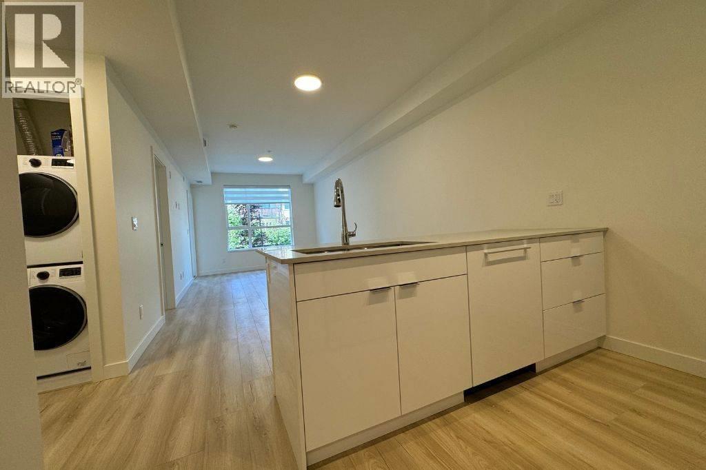 11913 Burnett Street Property Photo 7