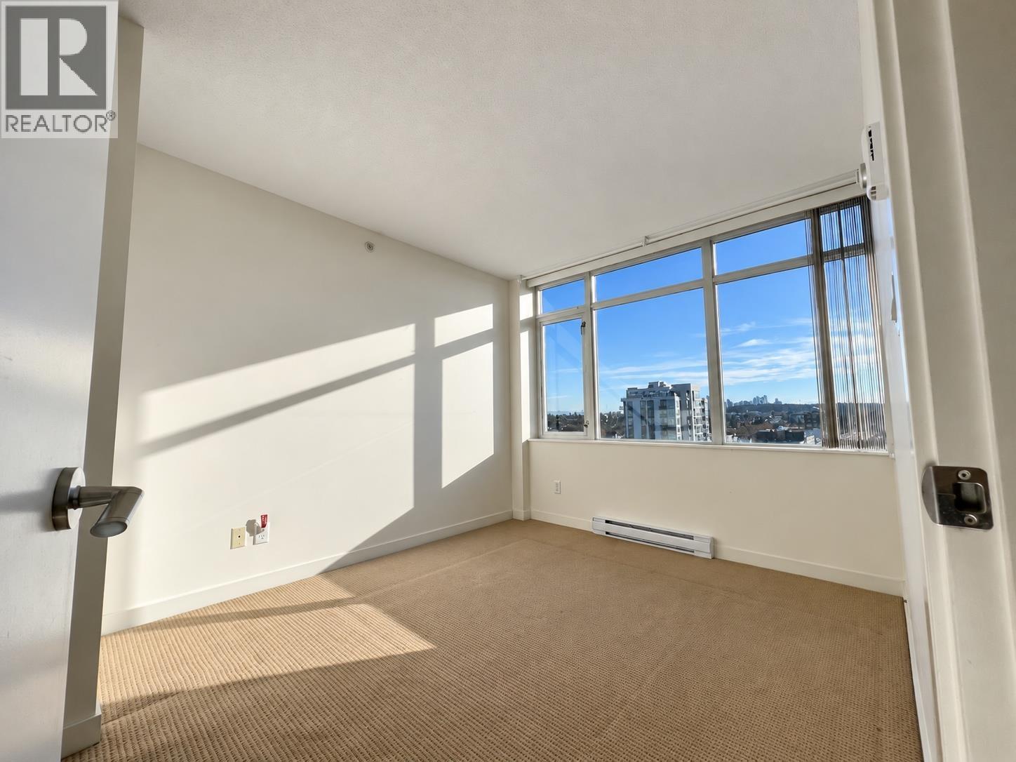 1605 4815 Eldorado Mews Property Photo 5