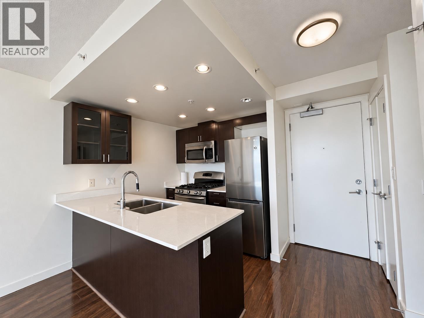 1605 4815 Eldorado Mews Property Photo 7