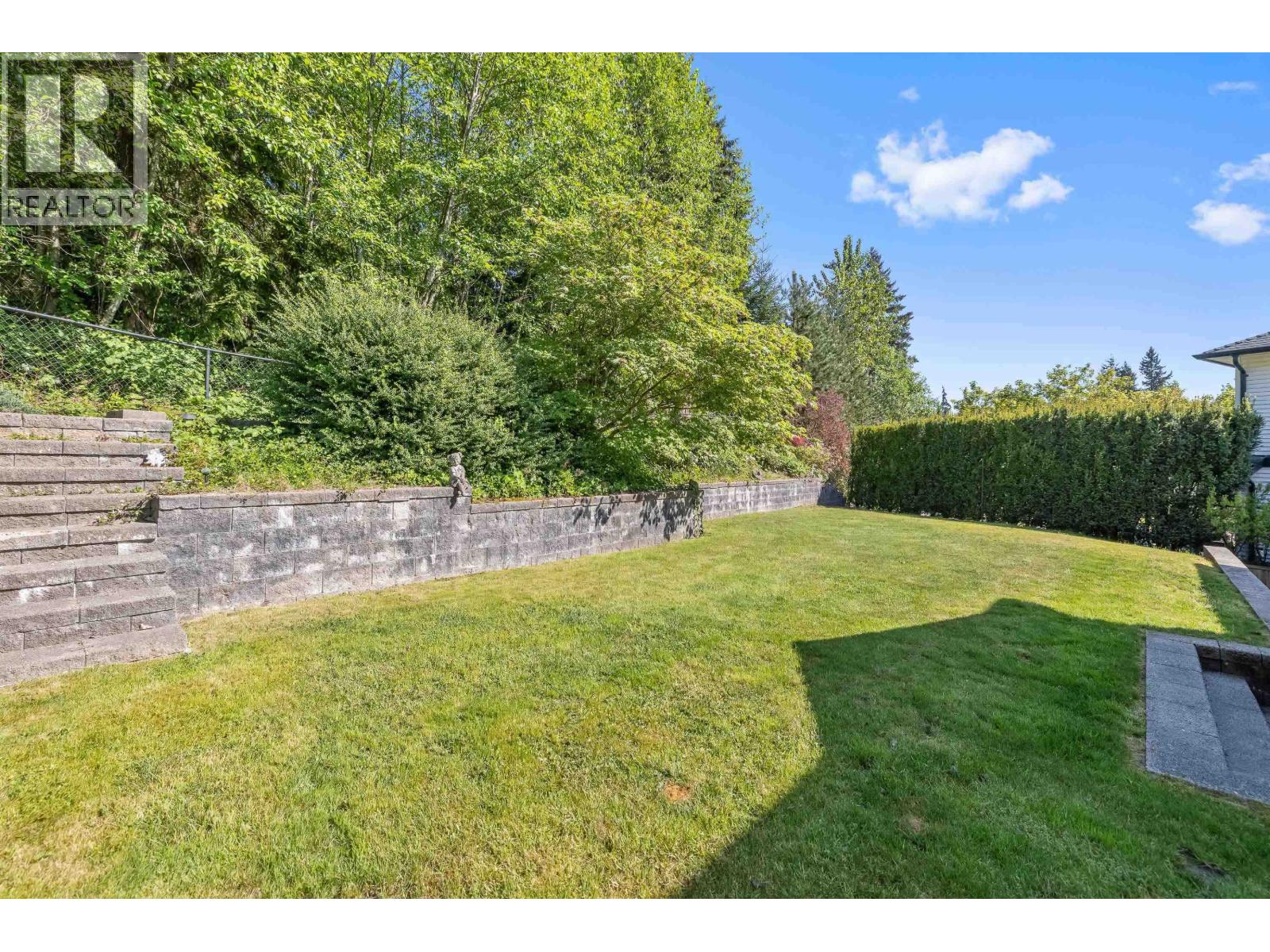 23430 Cross Road Property Photo 3