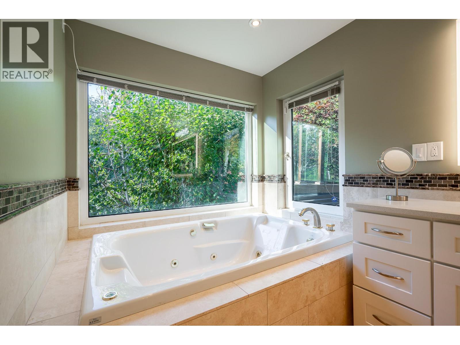 1562 Pinecrest Drive Property Photo 23
