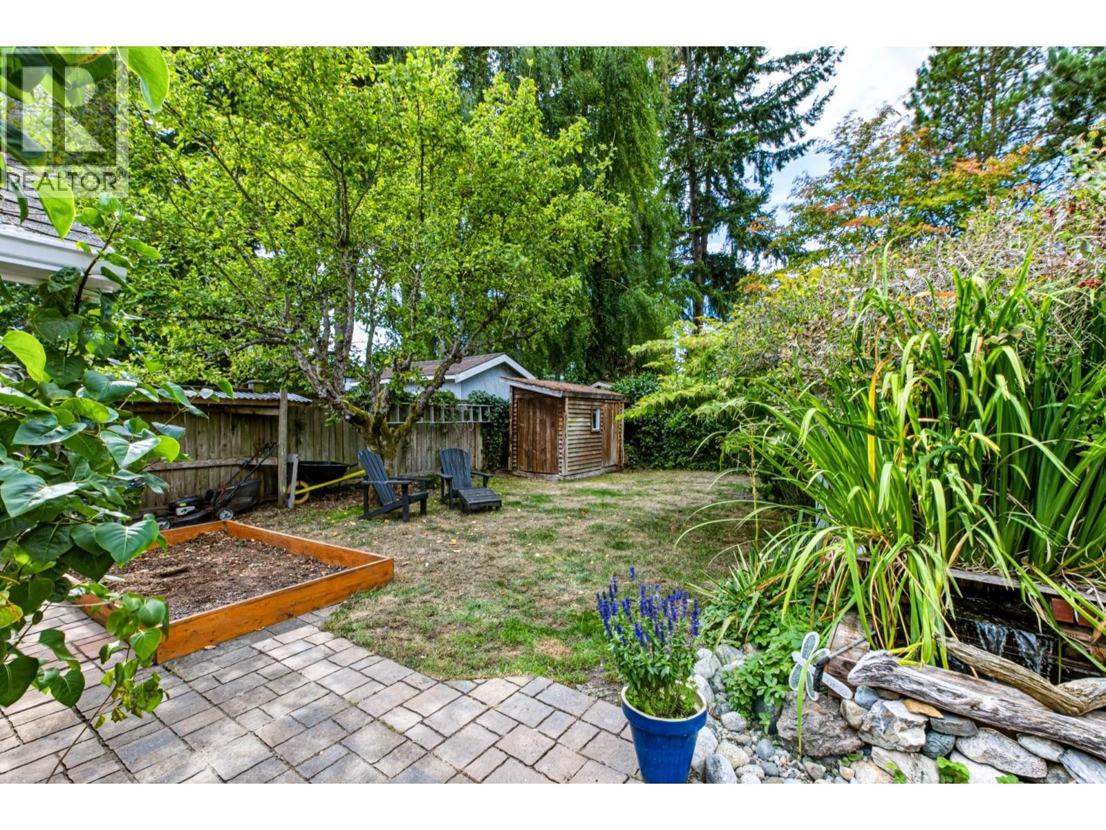 1345 Compston Crescent Property Photo 38