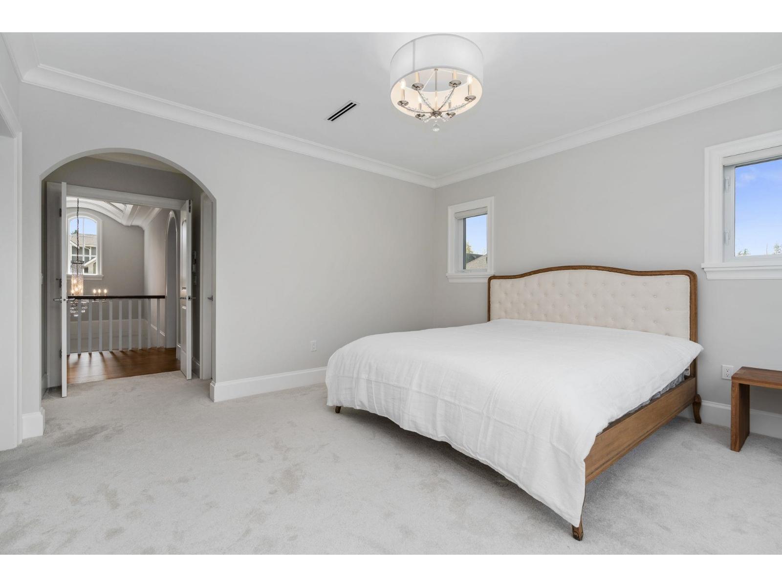 16539 29a Avenue Property Photo 13