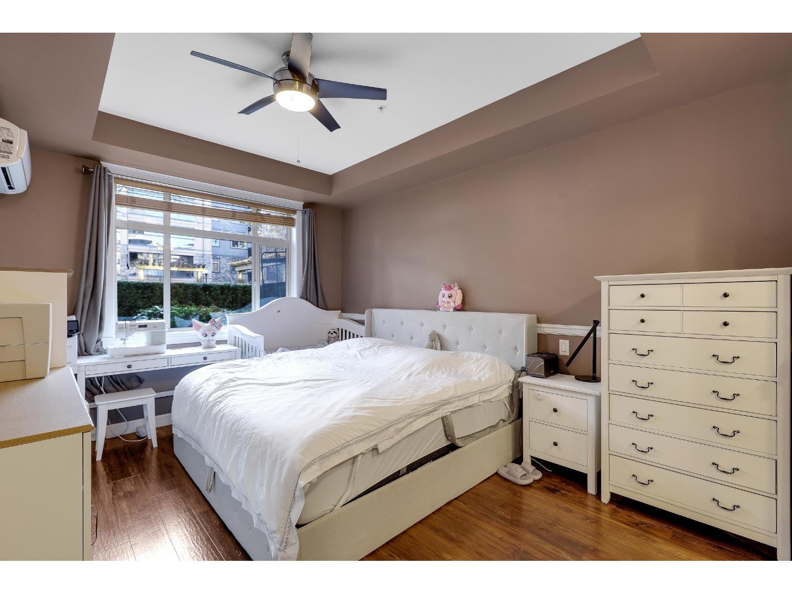 155 8258 207a Street Property Photo 14