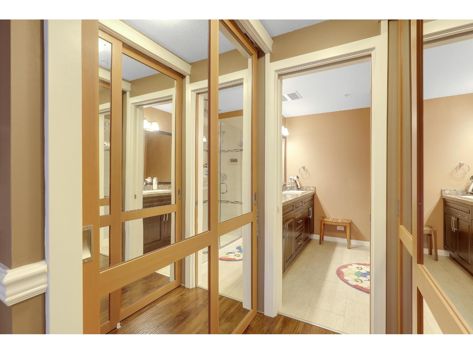 155 8258 207a Street Property Photo 16