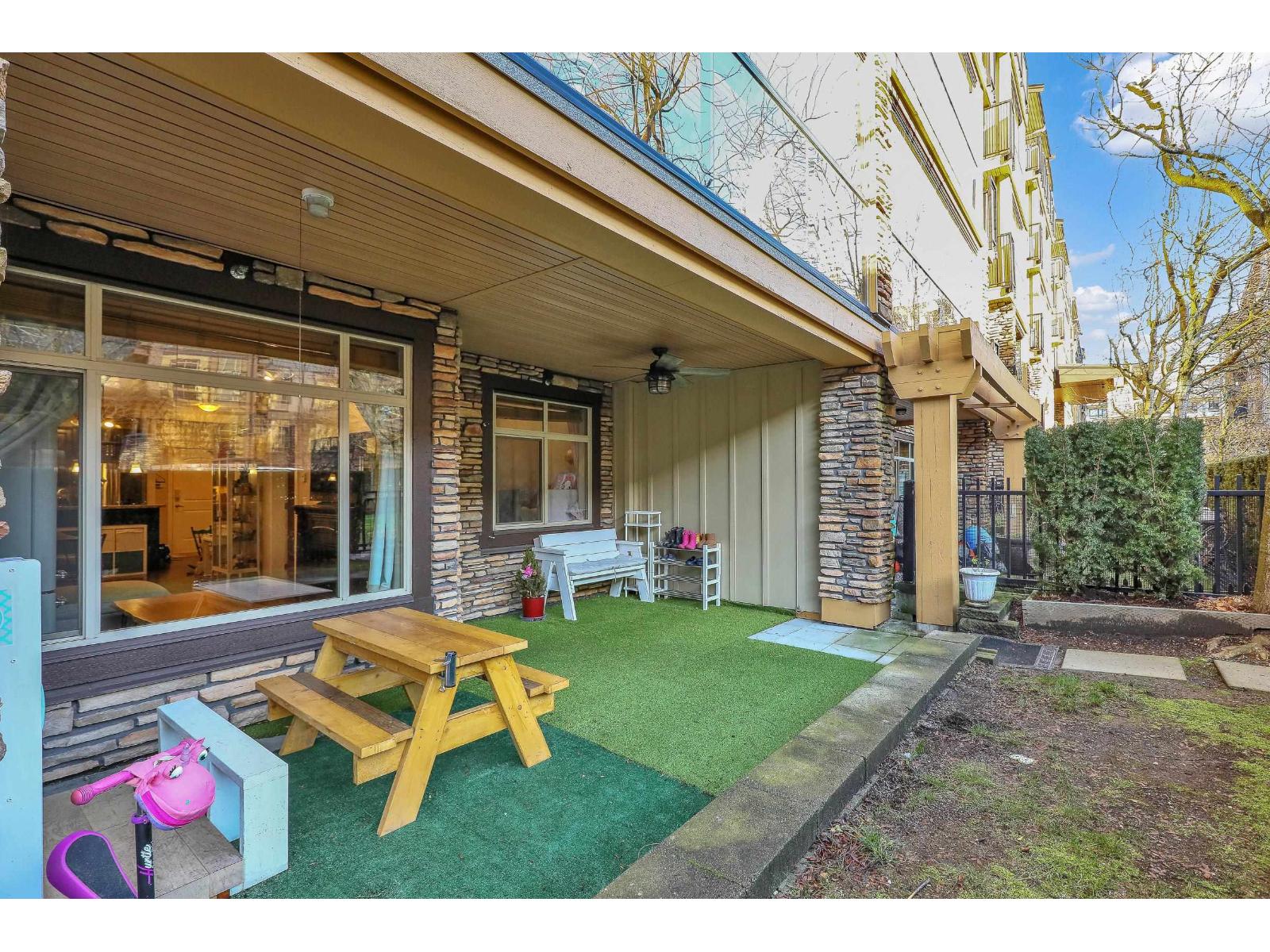 155 8258 207a Street Property Photo 26