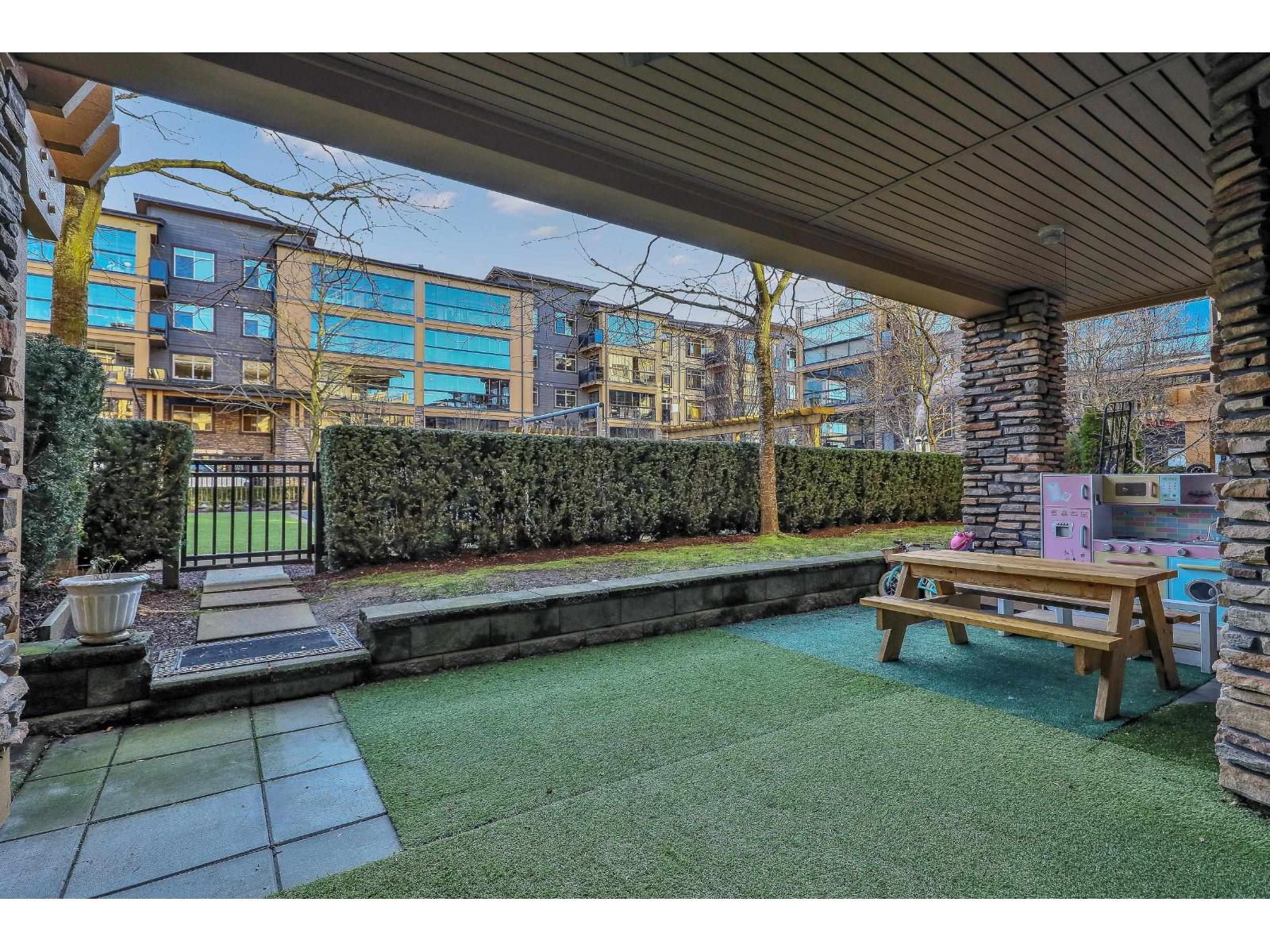 155 8258 207a Street Property Photo 28