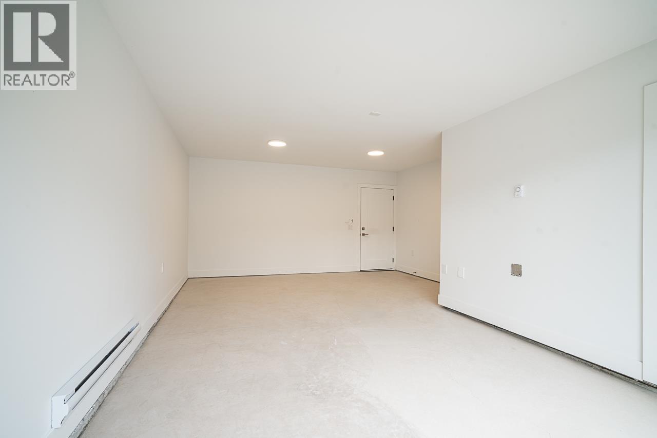 2 1065 Ridley Drive Property Photo 28