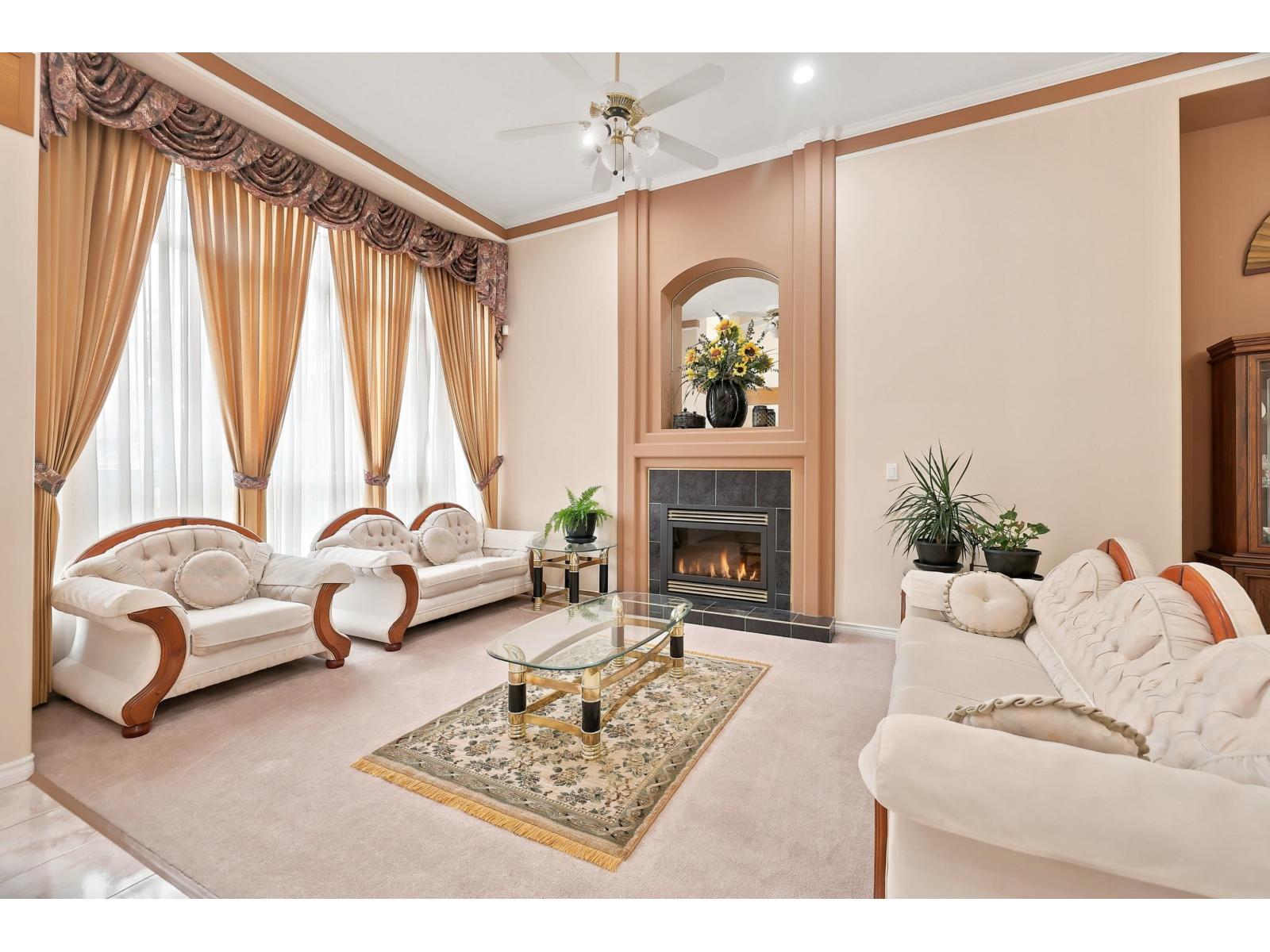 12587 60a Avenue Property Photo 4