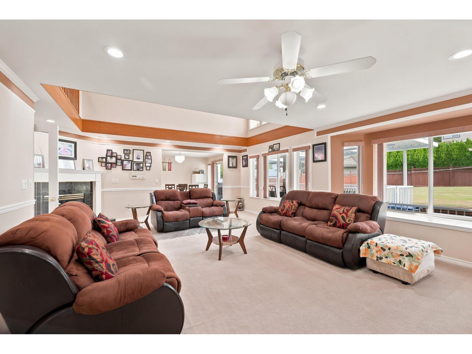 12587 60a Avenue Property Photo 8