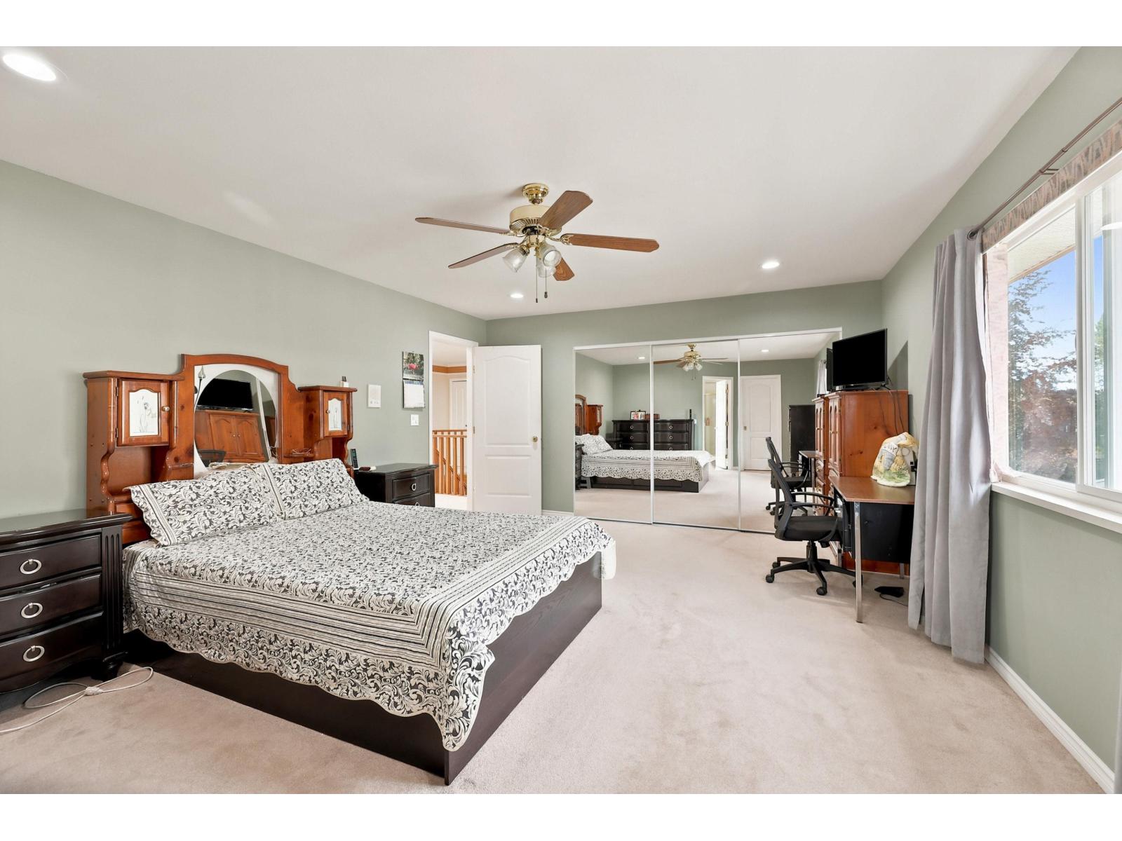 12587 60a Avenue Property Photo 17