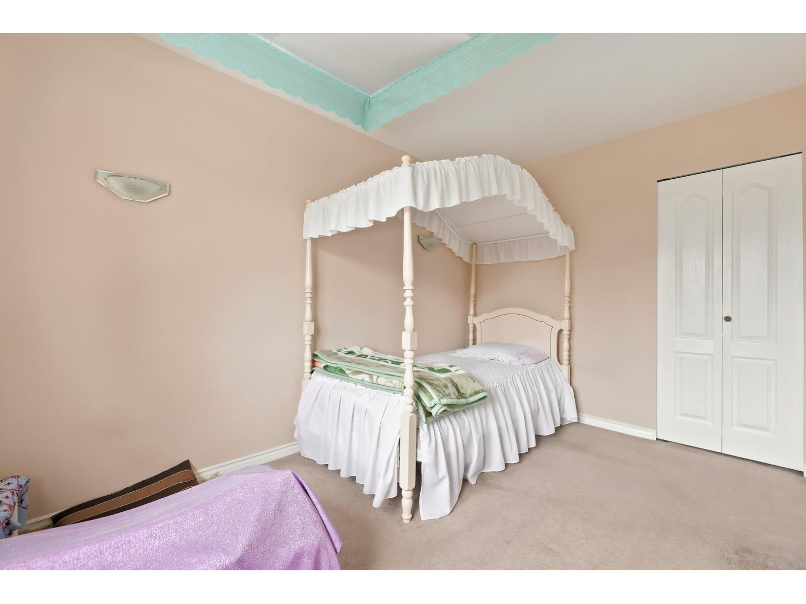 12587 60a Avenue Property Photo 20